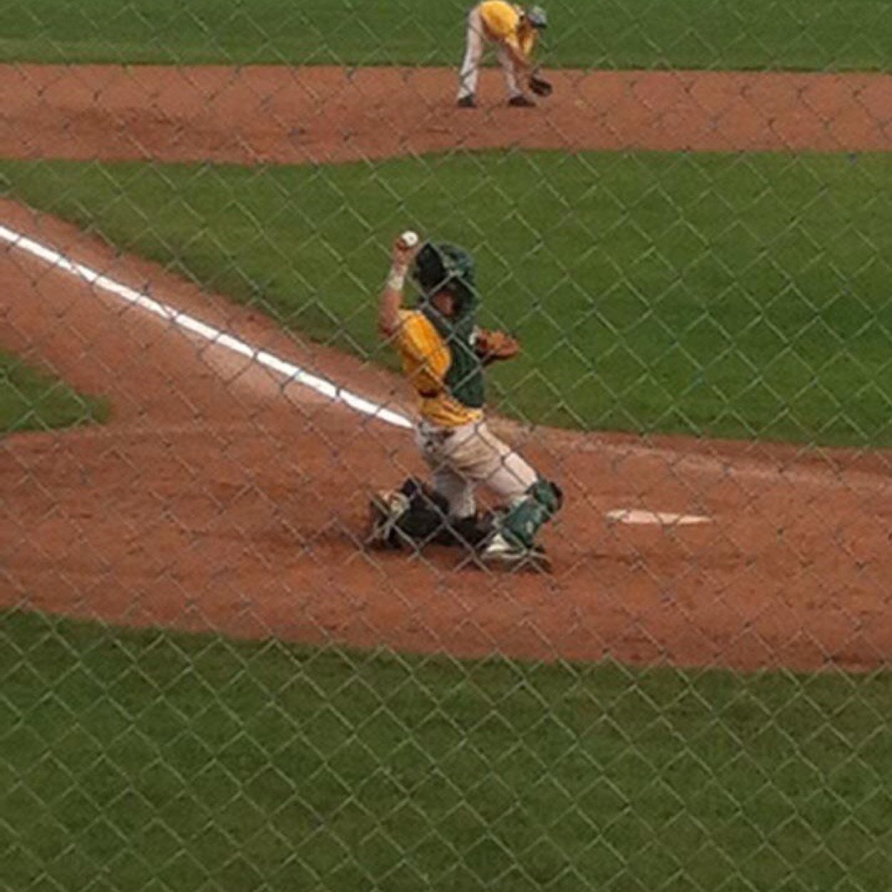 jtougas05's profile picture. Owner of a non lifted truck