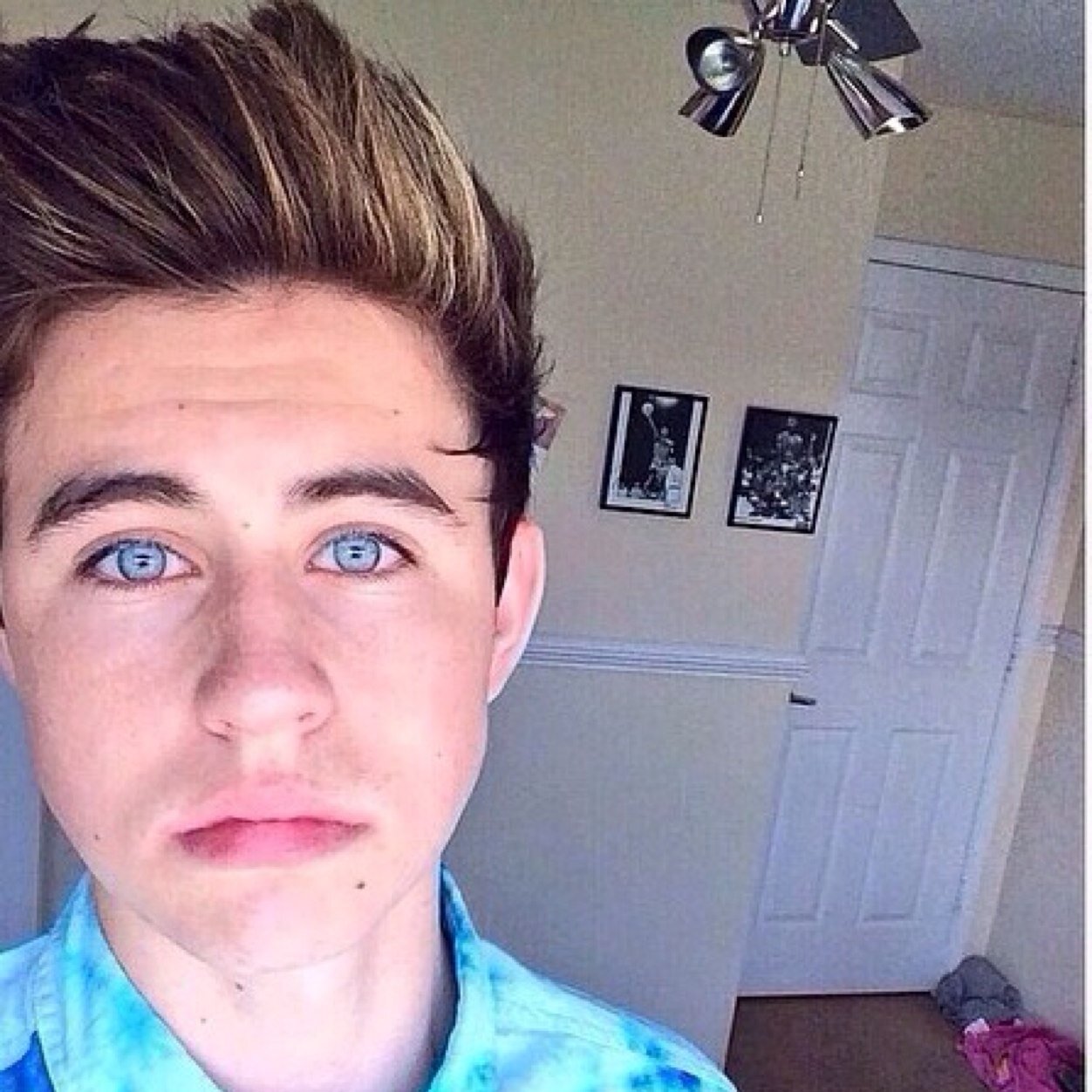 grierman's profile picture. Please follow @okronce