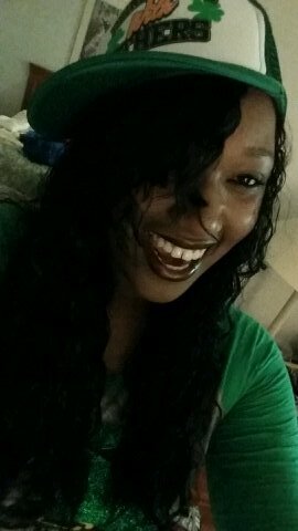 IsntShePr3cious's profile picture. 