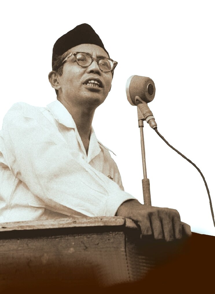 #Berharap Diri Ini dapat mengubah Keadaan. 
#Mengidolakan M Natsir atas kecintaannya akan bangsa dan agama