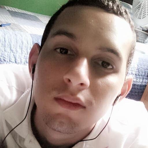 Ygor Leandro
Uma pessoa legal🫡
Aprendiz de Fight Games🆚
Autista🧩
Desenho para viver✍️