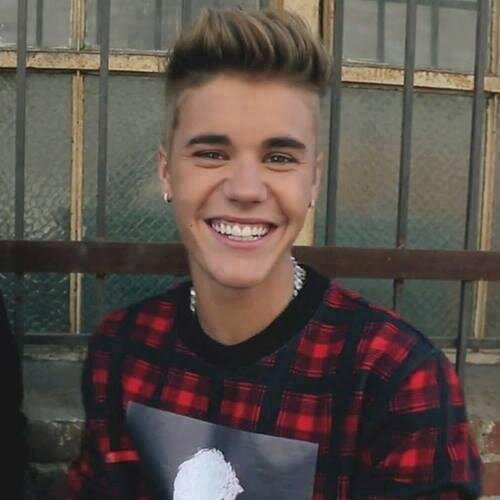 29/10/10 6:15pm ʘ‿ʘ | I love him no matter what. | #MelbourneBieberTeam.