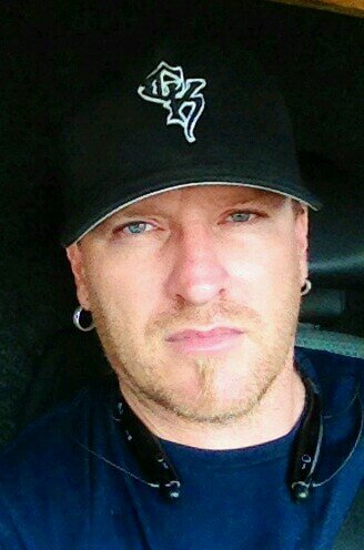 Roli aka Rock N' Roli from the hit TV show #CountingCars The #Detailer 
https://t.co/jF9aP4BrWA 
FB- Roli Counting Cars 
YouTube channel👇
🇭🇺🇺🇲