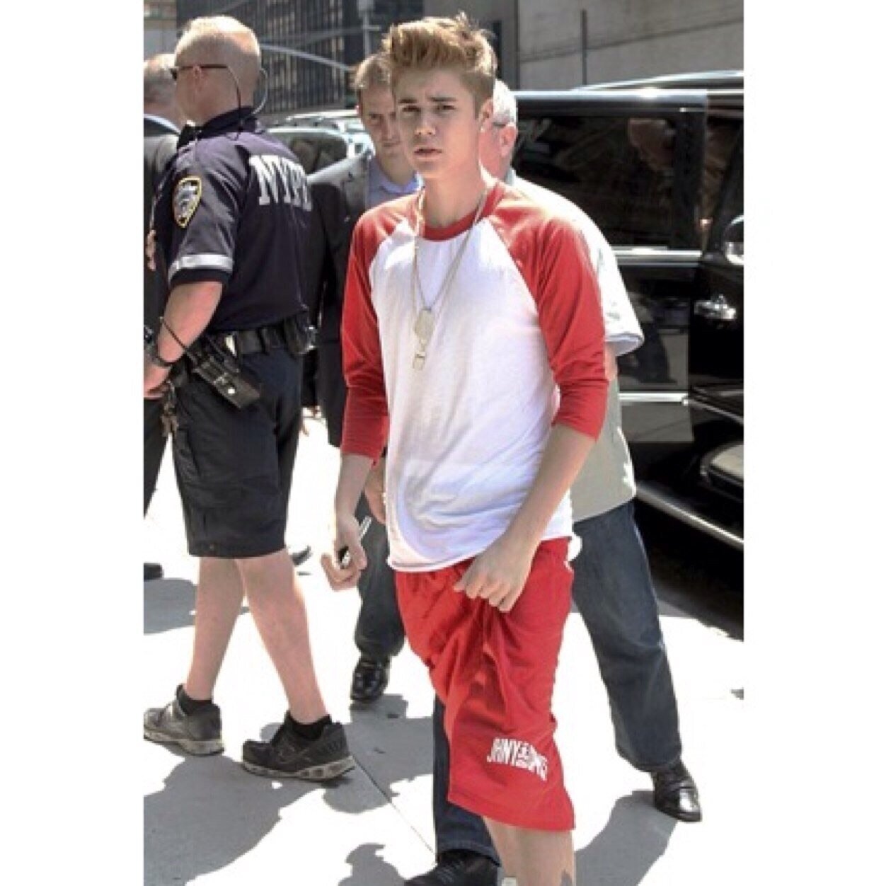 i met justin 5/3/13//justin followed 5/3/13