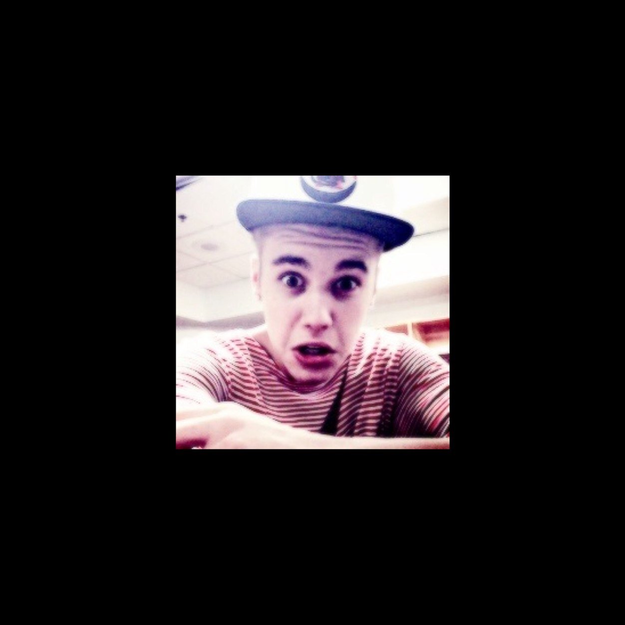Belieber doesnt mean *fan* It means u promise . Robin followed & tweeted 1/11/14
