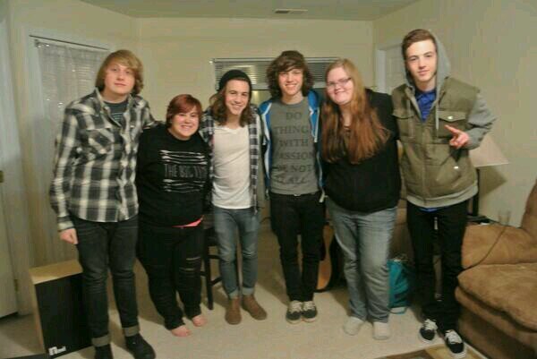 giving the latest updates of @thebigtimeband. follow them @tbtderek @tbtaaron @tbtdylan @tbtbrandon
