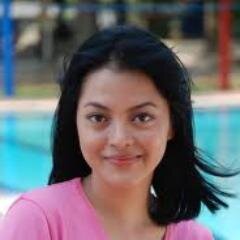 Seorang wanita yang mengharap kedamaian dalam hidupnya. Gemar Kuliner & mengunjungi tempat wisata. Dan Senang mengamati Perpolitikan.