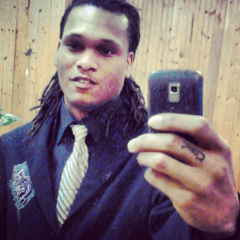 wat up it louiie da grate follow me an I follow u back