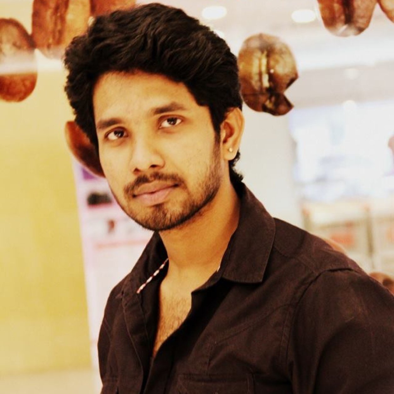 simple,smart,notty,active,jovieal.........:)