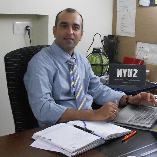 Jewellery Coach & Consultant,Loves Conversation & People, Wordsmith, Sports-enthusiast and Movie-buff and makes NYUZ ! (pronounced news) http://t.co/833W1Htmg0