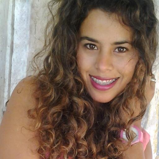 Estudiante deficiencia intelectual. Intento cantar (adoradora)  ✡ Hija del Rey ✡ .Proteccionista independiente. AMO TODO LO QUE HAGO.