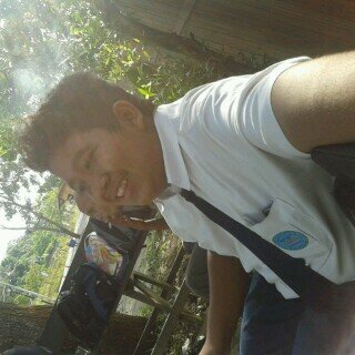 Manusia biasa yg berusaha menjadi yg terbaik // Follow dulu, baru di follback
