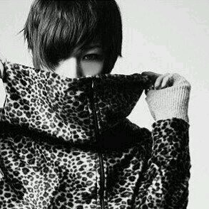 J  → Mine