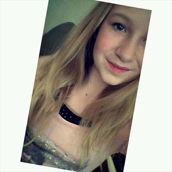 loveallmyfriendss                                                                                                 {insta: xkussdana}*snapchat: danaaxxxlove*