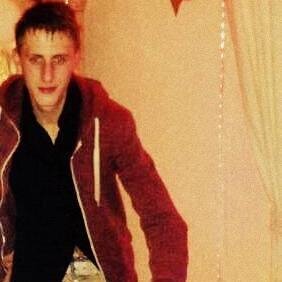 OfficialSynodic's profile picture. 1,87 / Blauwe Ogen / blond Haar /18 Yr / w'app Dm,