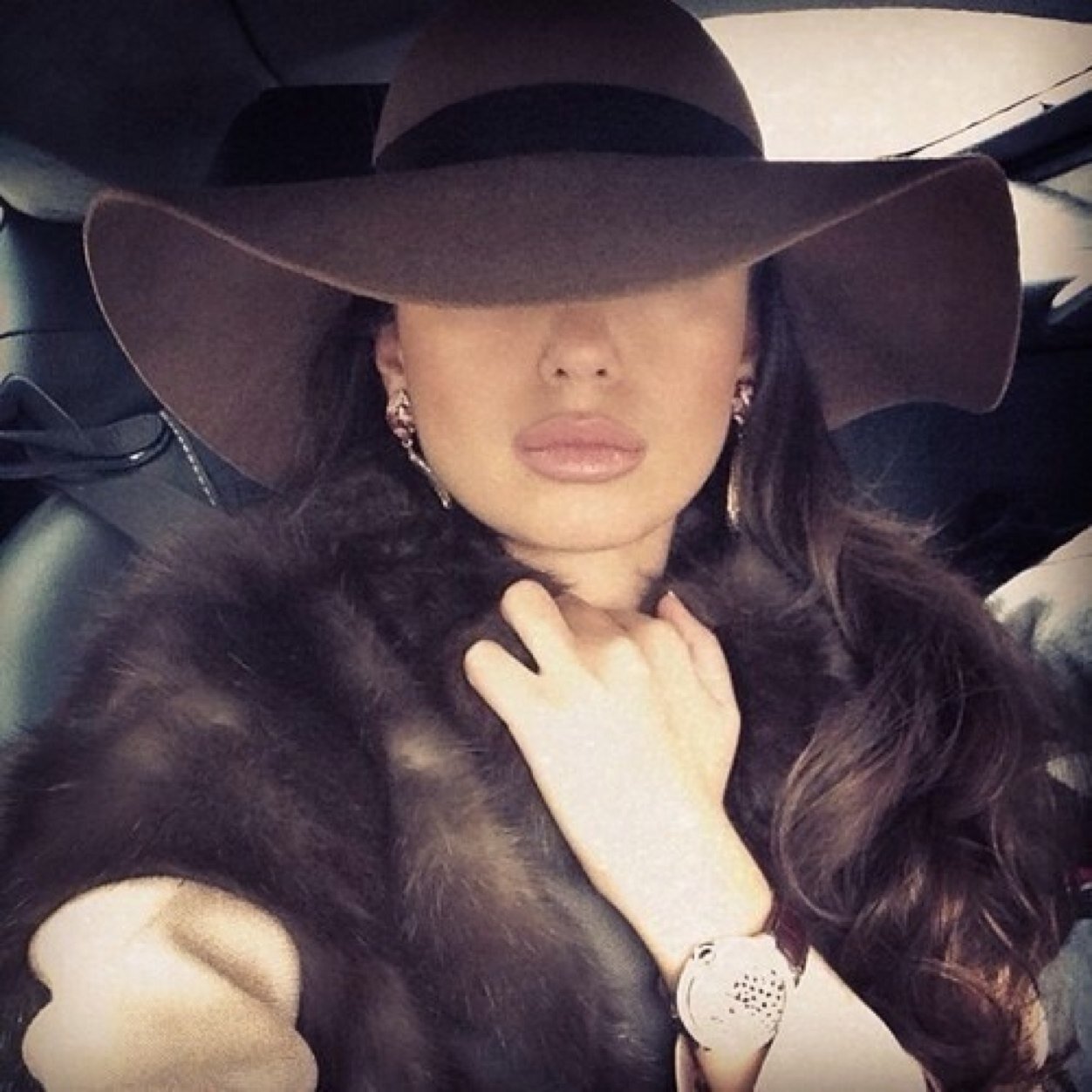 retweetcan's profile picture. Halimiz itten beter; keyfimiz pasada yok