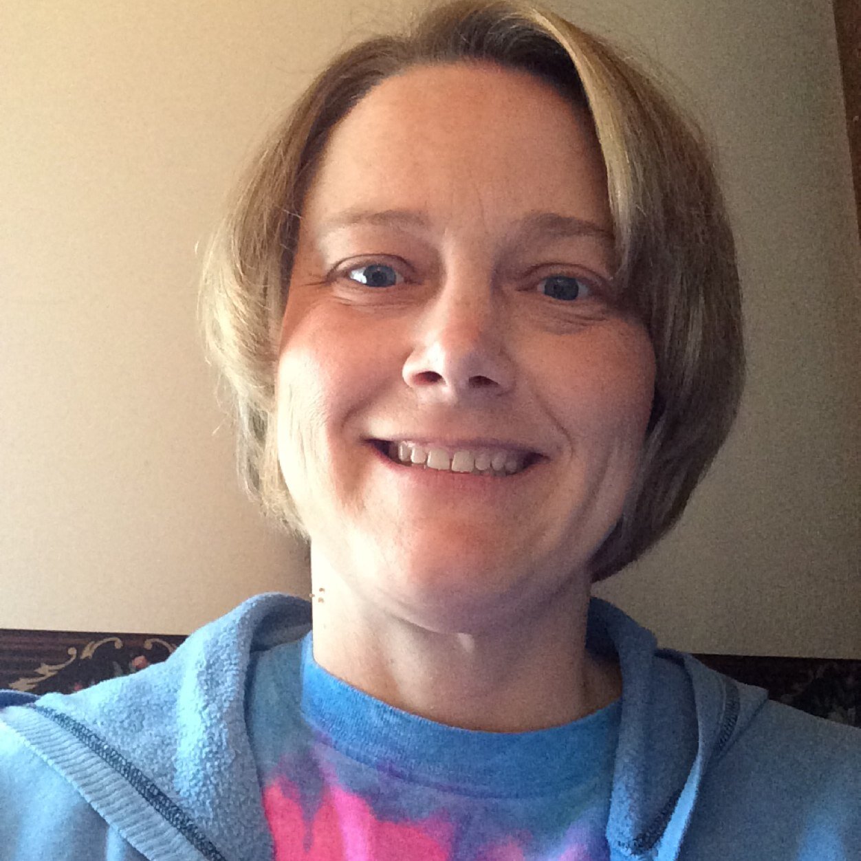 carlam2014's profile picture. 