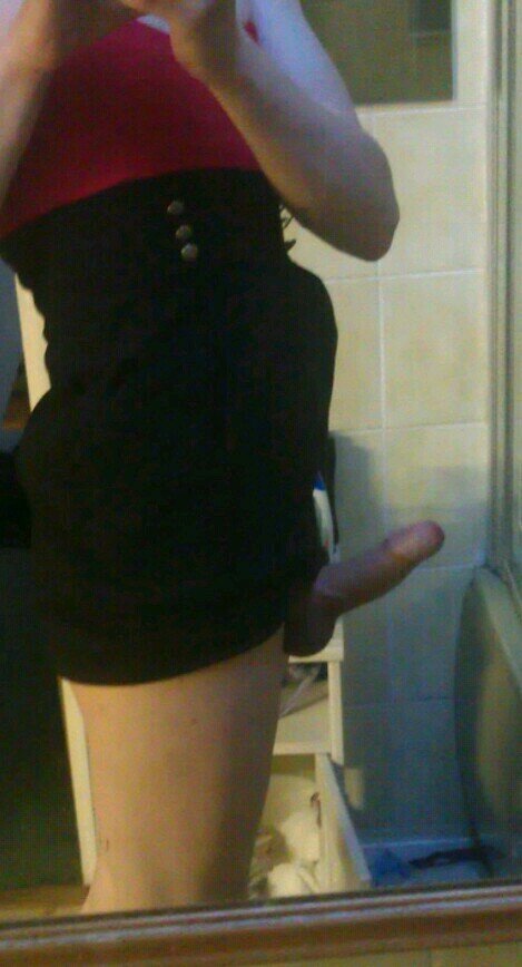 cdemmz21's profile picture. 