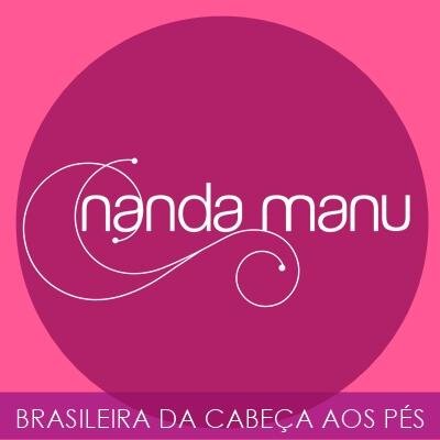 A Nanda Manu tem uma coleção exclusiva de calçados e conta com três lojas na cidade de Goiânia(GO) e duas em Brasília (DF).