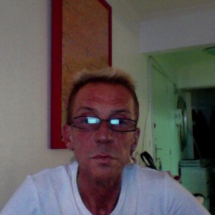 roomsluc1's profile picture. 