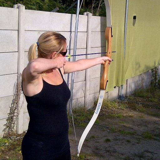 xJen1983x's profile picture. Enjoys life to the full - well, if you aren't living on the edge you are taking up too much room!!! :-D