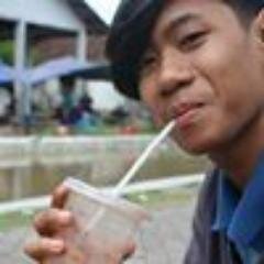 Lihatlah dirimu, Jadilah Orang yang Original! Cintailah apa yang kau punyai, Jadilah Anak Bangsa yang Membawakan Kemajuan disekitarmu!