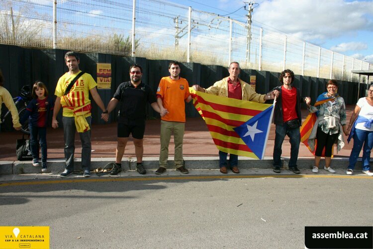 M'agrada sortir a córrer, sóc del Barça i penso que la llibertat és el dret a decidir. Sant Adrià de Besòs. Districte 13 de Pànem🙌