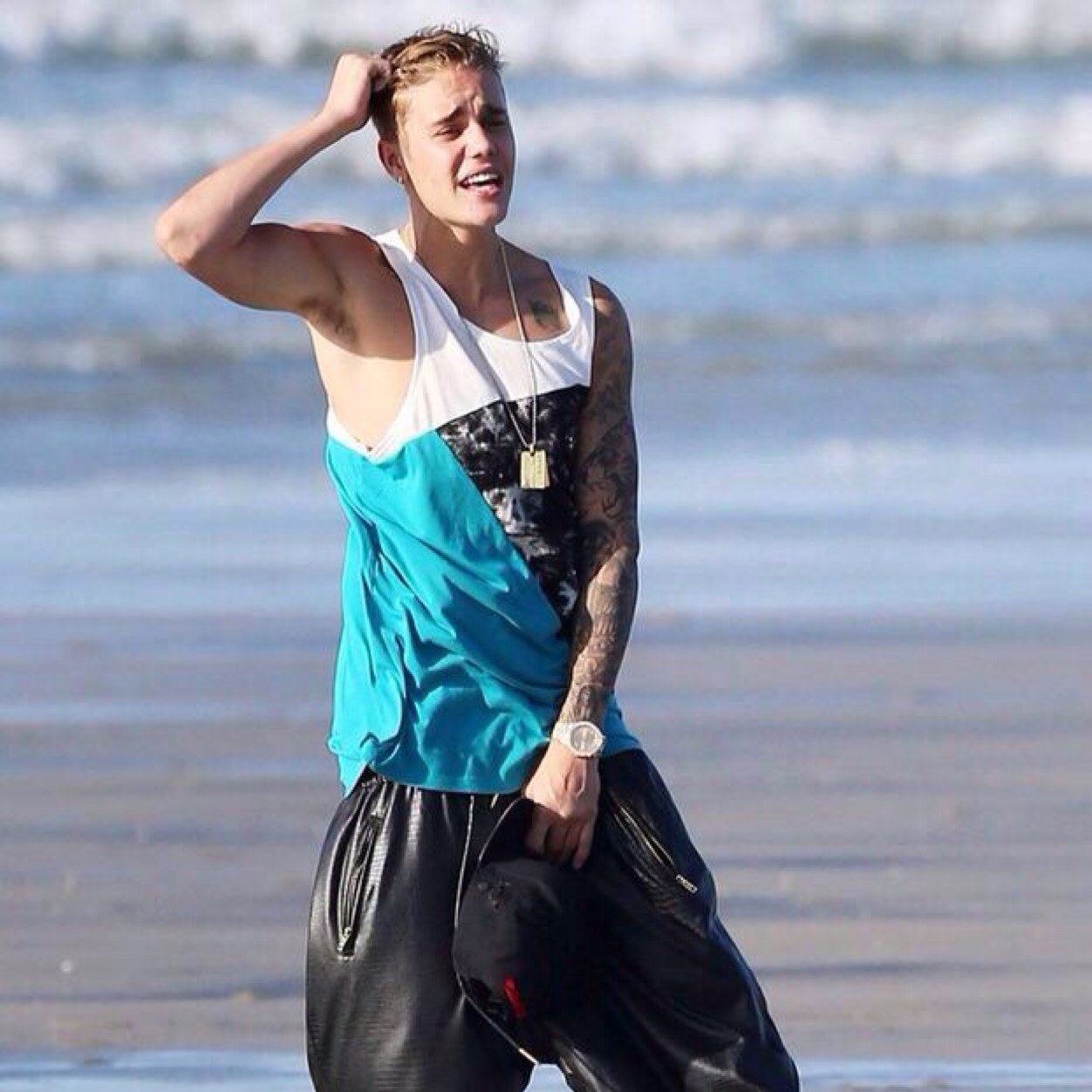 23/03/2013 giorno più bello della mia vita grazie a http://t.co/VPcEe0YBfd … … @justinbieber // I'M A BELIEBER.