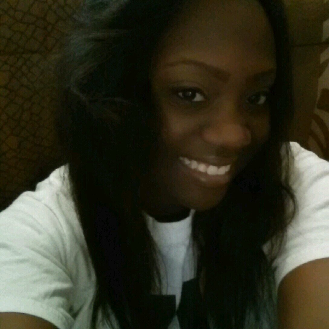 Hay!! I am a student at PV. I graduated from HHs aka Hirschiwood wit the class of 2010!1 Ayeee #pvnation #StackPhiStunt #darkskinned #junior #PVAMU