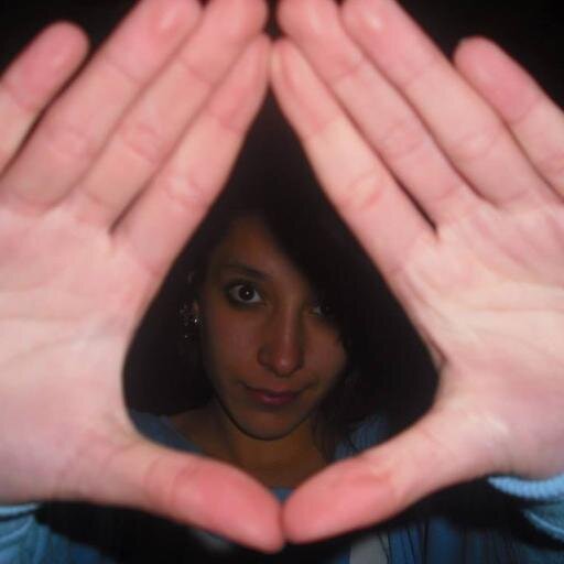 eu amo a Ritaaa ♥ amo kickboxing ♥ amo-o a ele ♥ amo marmelada ♥ amo chocolate ♥  E SOU BUE FOFA :3 ♥
