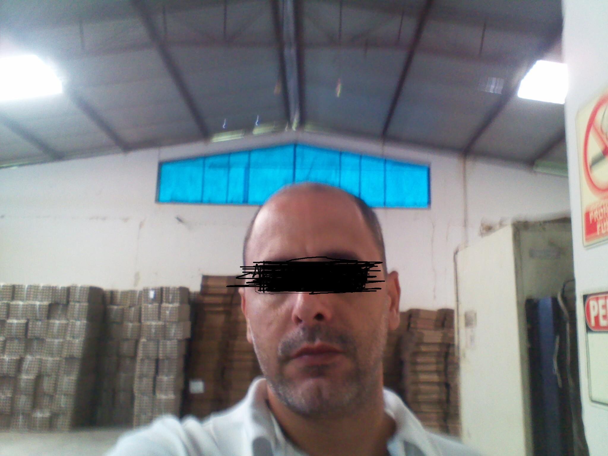 feliz y agradecido con la vida, por todo lo que me ha dado y negado que me ha hecho cada dia mas fuerte