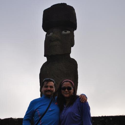 Soy una mujer luchadora, adoro a mi familia, me encanta viajar,la vida al aire libre, vivo la vida día a día al máximo, amo a mis hijos como a mi vida..