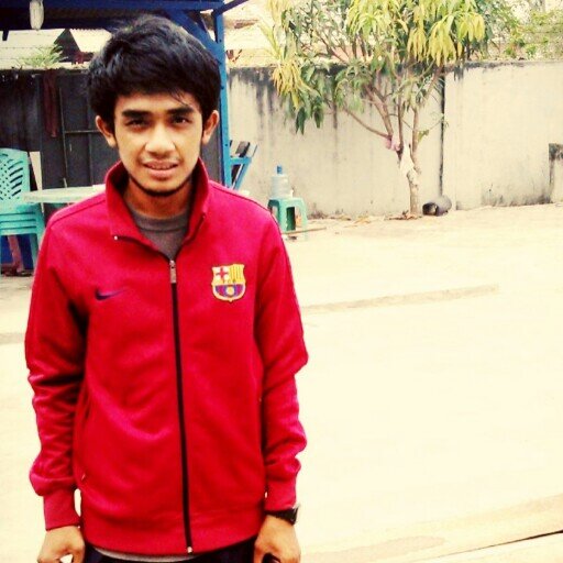 i'm a simple boy, i'm  christian,  and i'm a cules :) #viscaelbarça
just mention for follback :)