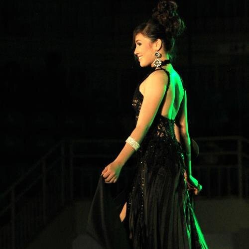 polalorraine's profile picture. Glory be to God, always.