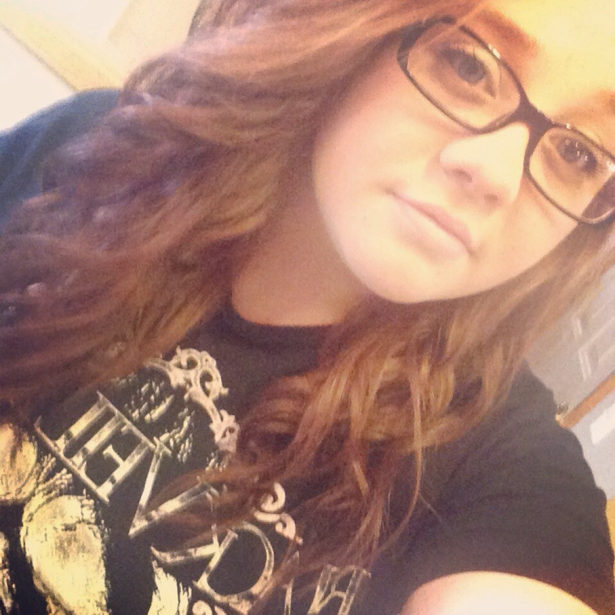 Hi im Leah(: if you follow me.......im sorry
#TeamSavage you dont want these hands