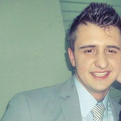 ON nesto posebno u mom životu-Emir Pihljak