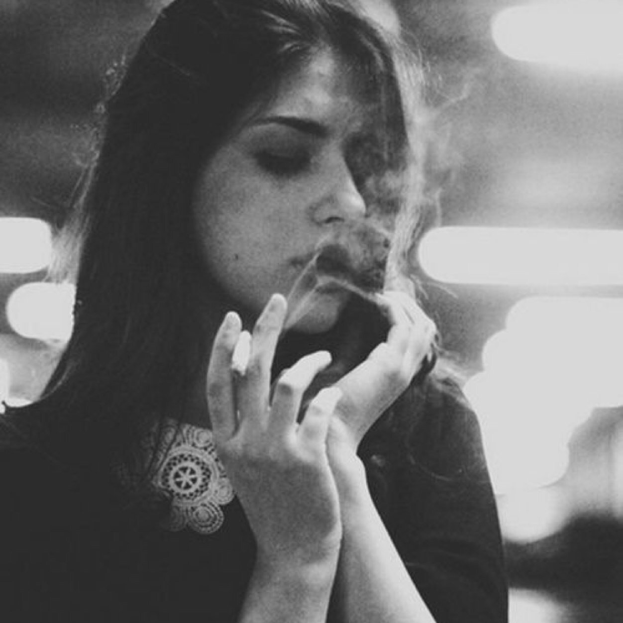 insecuresxul's profile picture. Too young to be this sad