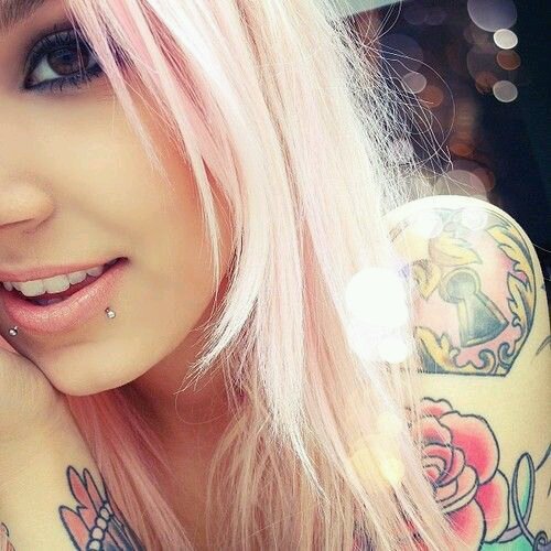 I have no problem hurting those who hurt my family. I'm overly protective and unashamed of it. Other than that, I can't be serious to save my life. (THG RP)