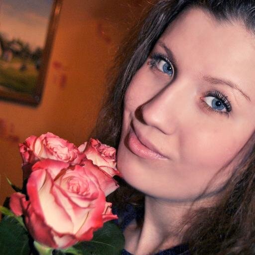 у меня всё хорошо.живу,фотографирую,дышу.