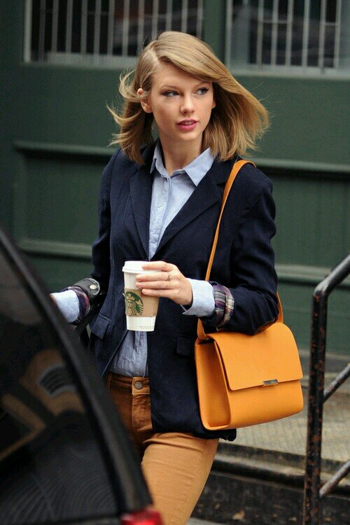 i met her. lol u just got prank. i ♡ Taylor Swift.