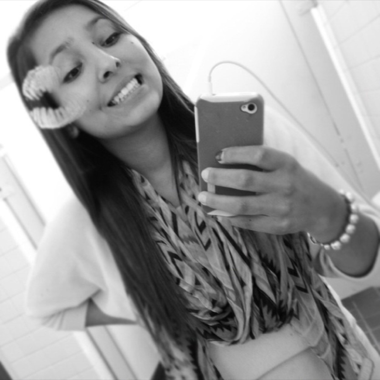 abbiehoward23's profile picture. Sometimes, the only reason why you won't let go of what's making you sad is because it was the only thing that made you happy. I eat shit, eat it with me ;)