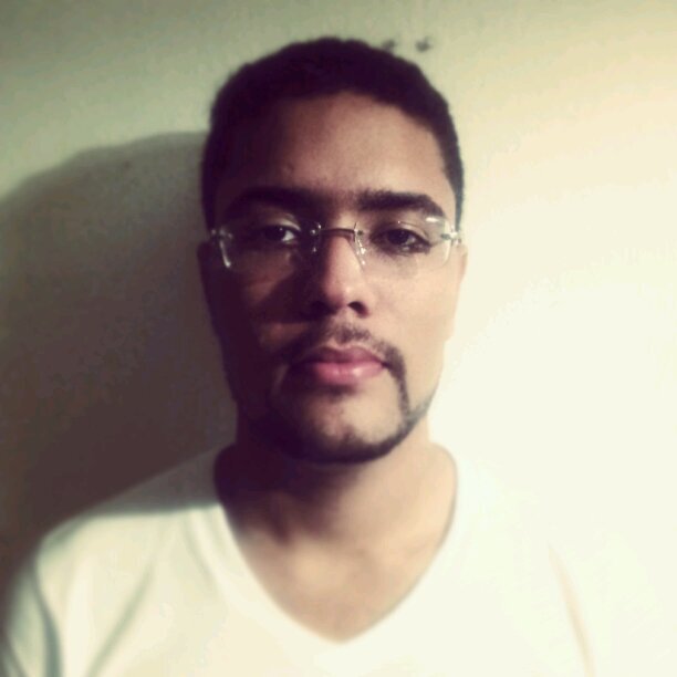 Brian_Ignacio's profile picture. Desastre social, soñador de mundos, mi sueño es hacer del mundo una utopía. Fanático de tecnología y curiosidades.