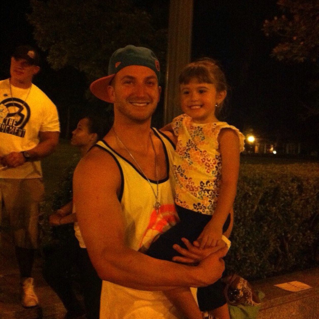 A nana to two BEAUTIFUL kids, a partner to TheBasement, and a woman, that LOVES to Love on Her Heavenly Daddy (: