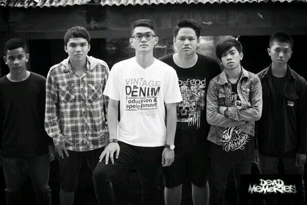 The Official Twitter of Dead Memories Indonesian Deathcore Genre.                @triolebe @rezaaryandsah @kurniawanwiraa @seynendan @YKriswara Cp: 081365327896