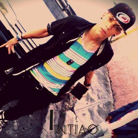 Jay-one sin ruido;artista dominicano de barios generos casi apunto de estal en el mundo de la fama solo fartan un pal de meses y lo conoseras mundial mente.
