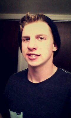 13tarbon's profile picture. 