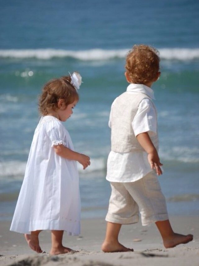 Linda's Childrens Shoppe specializes in fine childrens clothing, shoes, gifts and accessories. lindaschildrensshop@hotmail.com #lindaschildrensshoppe