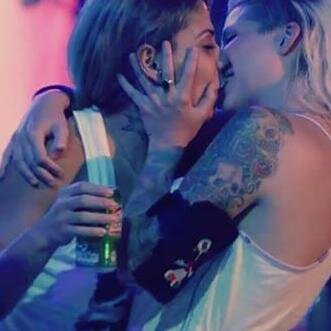 VAMOS VIVER TUDO QUE HÁ PRA VIVER, VAMOS NOS PERMITIR ♪TeamVanessa