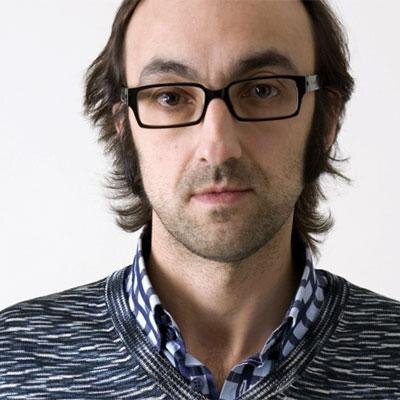 (OFICIAL) Escritor. Blog: El Hombre que Salió de La Tarta.