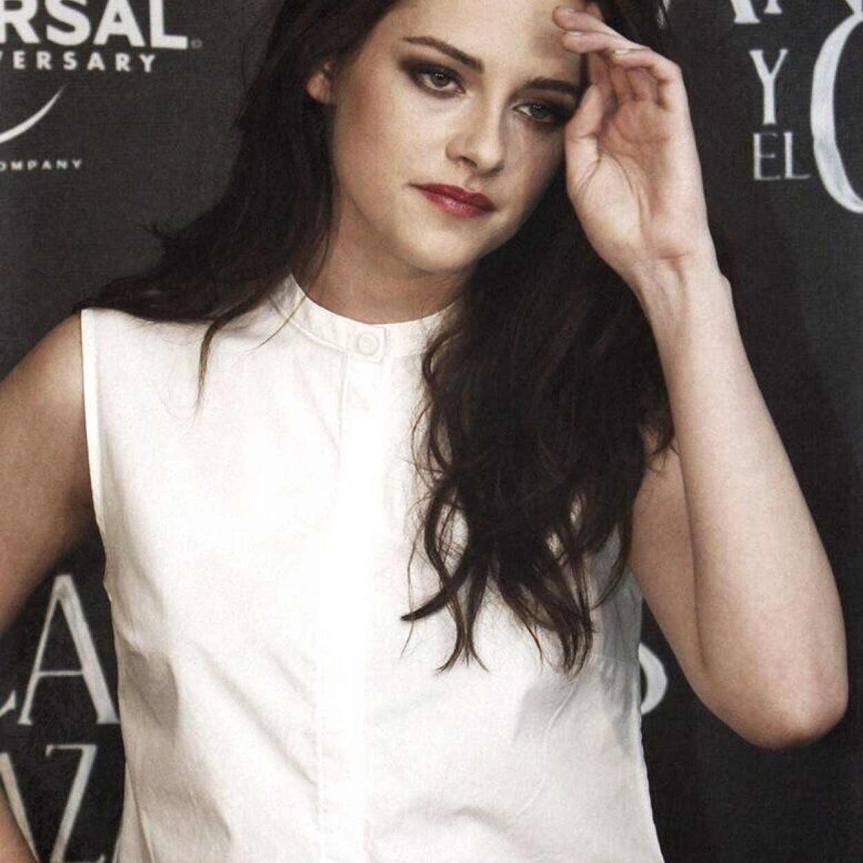 secretrobsten's profile picture. Rob and kristen are better than you